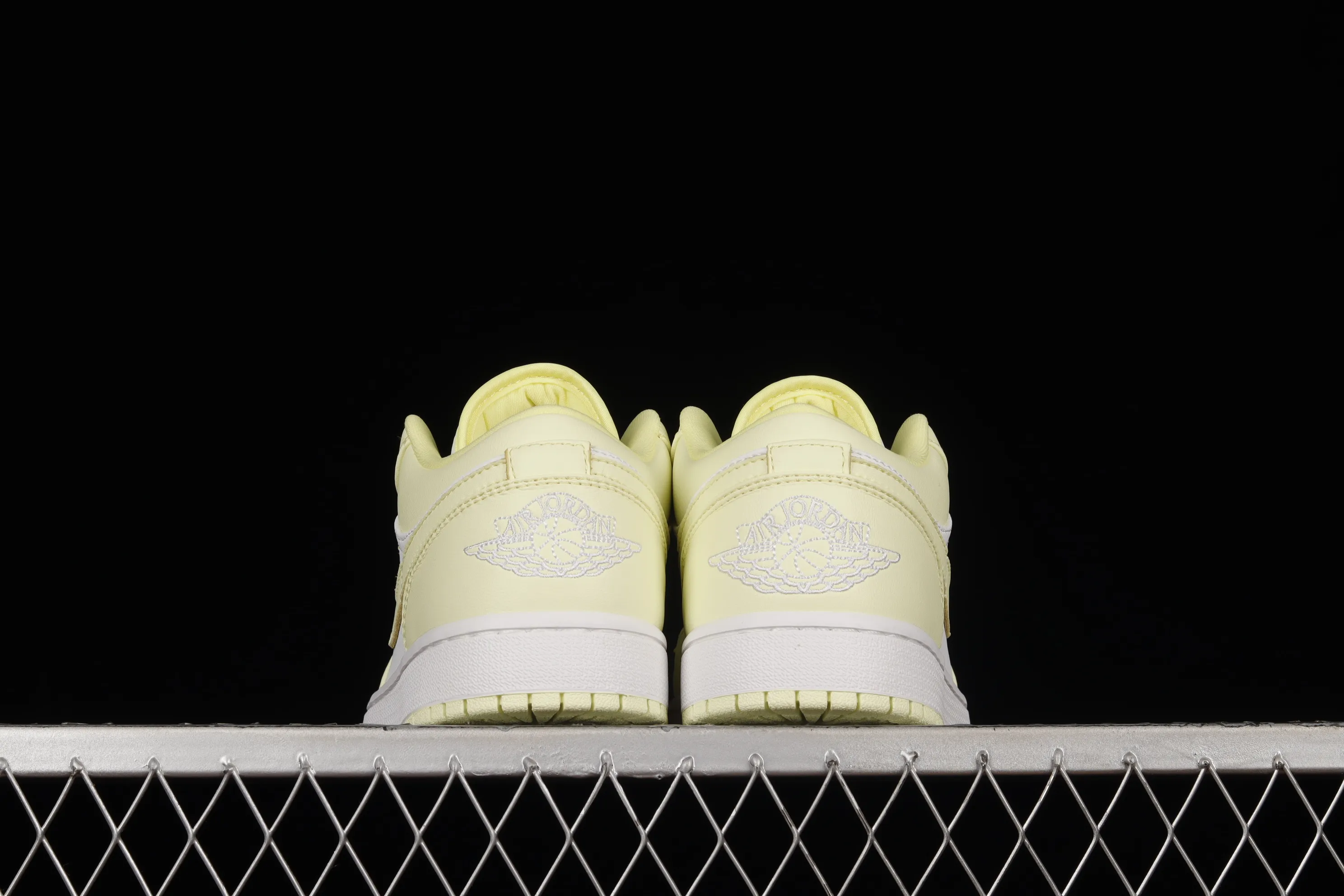 All categories Air Jordan Jordan series basketball shoes Air Jordan 1 Low Z version Air Jordan1 Low "Lemonade" AJ1 Joe 1 Lemon Tea DC0774-007